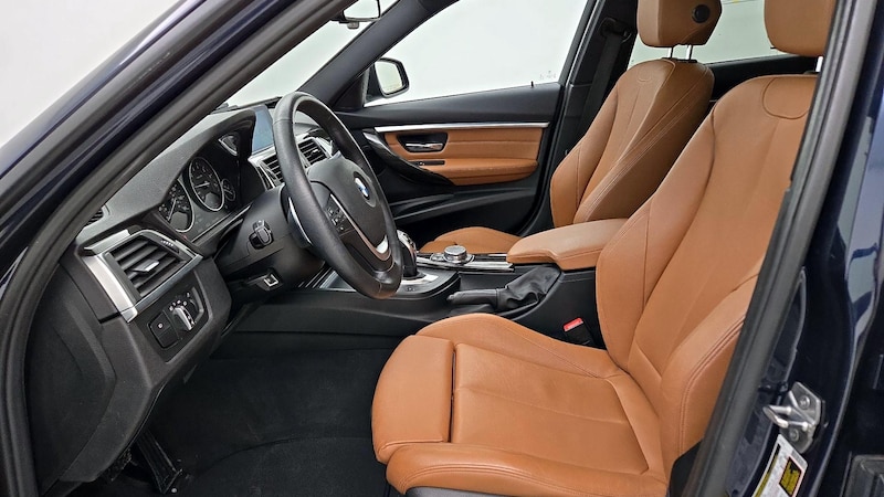 2016 BMW 3 Series 328xi 11