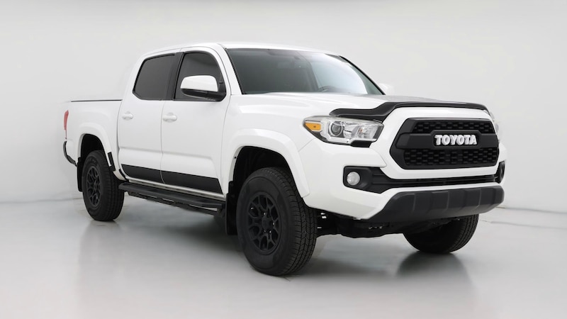 2016 Toyota Tacoma SR5 Hero Image