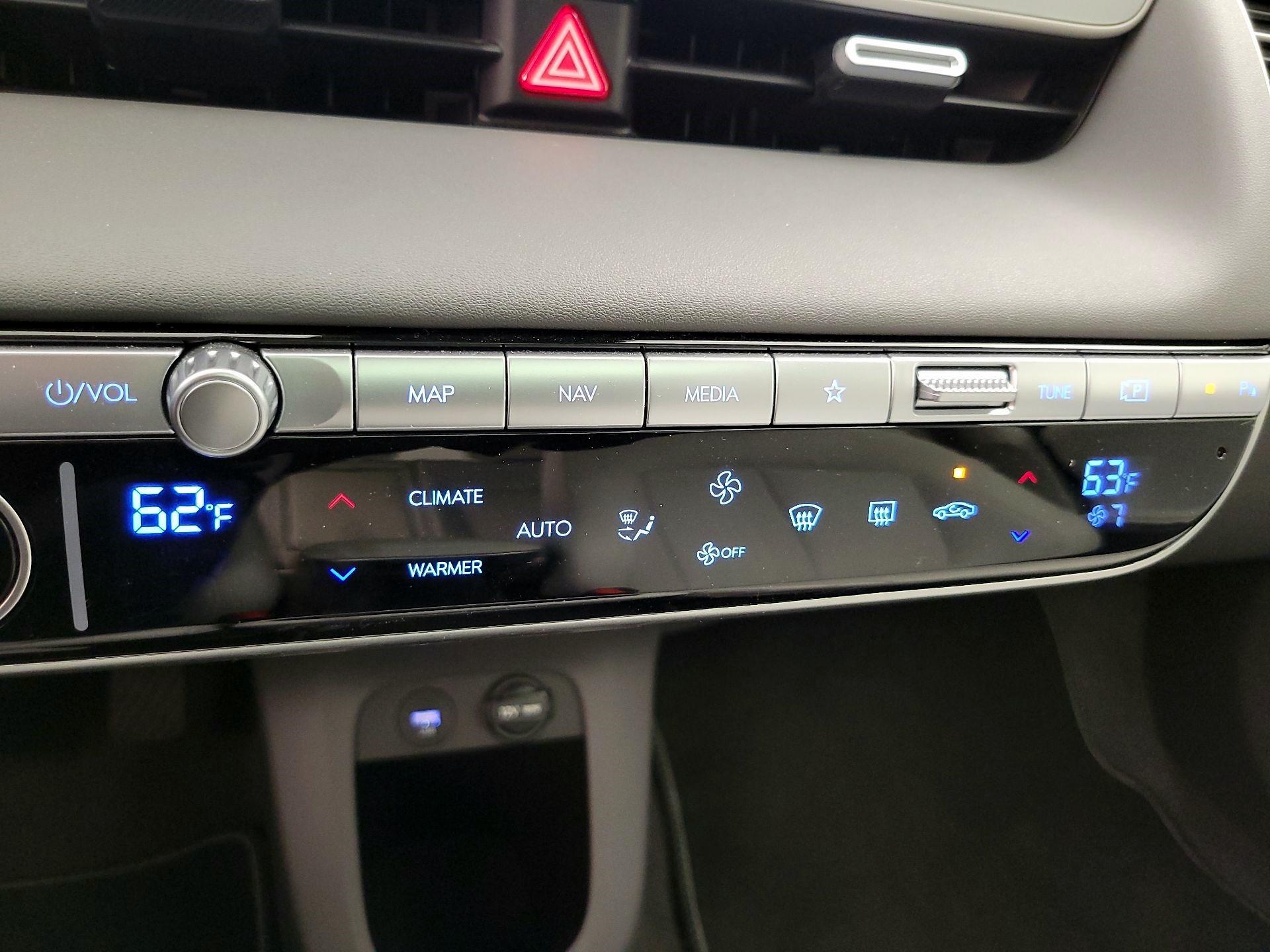 Thumbnail: 2023 Hyundai Ioniq 5 - 17