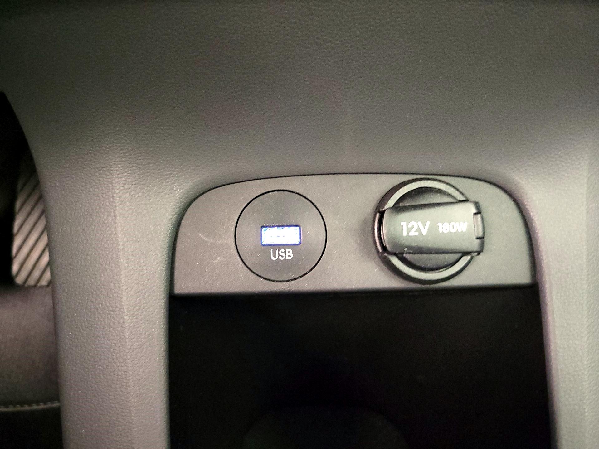 Thumbnail: 2023 Hyundai Ioniq 5 - 19