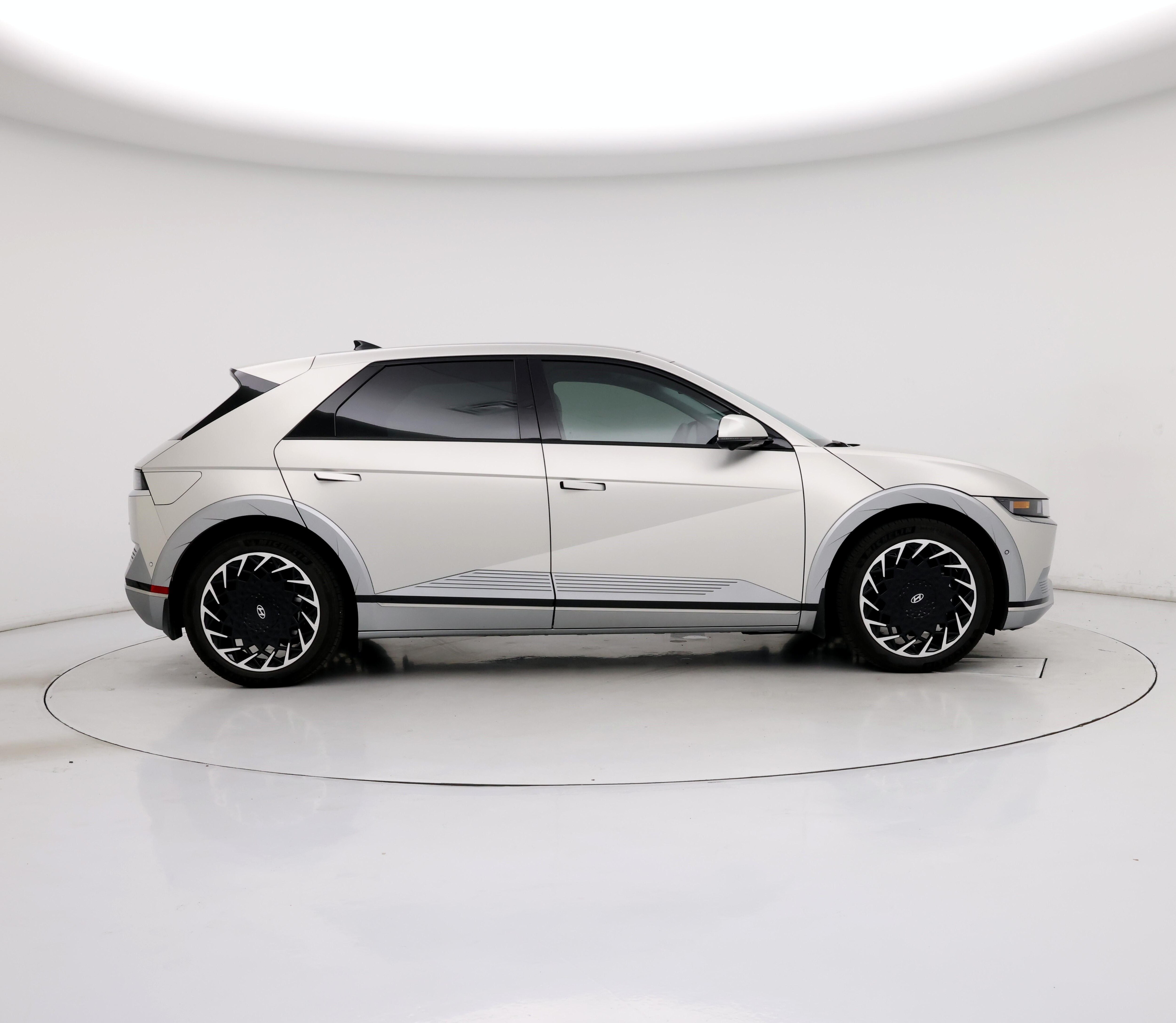 Thumbnail: 2023 Hyundai Ioniq 5 - 7