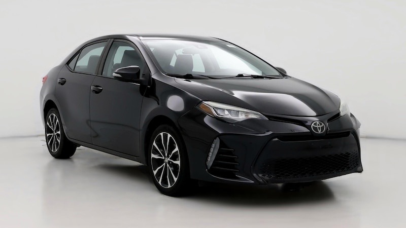 2017 Toyota Corolla SE Hero Image