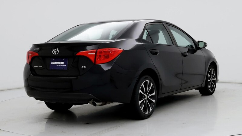 2017 Toyota Corolla SE 8