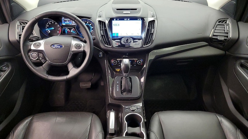 2016 Ford Escape Titanium 9