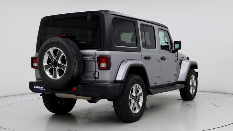 2020 Jeep Wrangler Unlimited Sahara 8