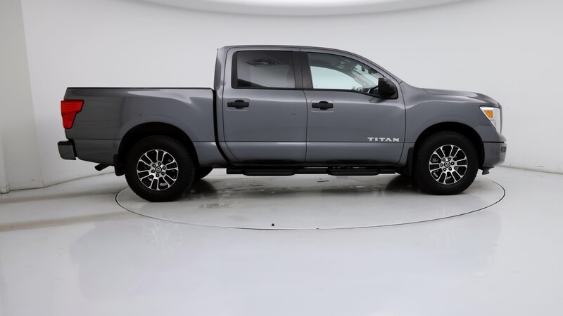 2022 Nissan Titan SV 7