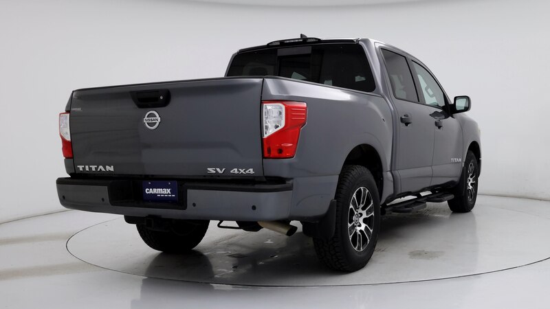 2022 Nissan Titan SV 8