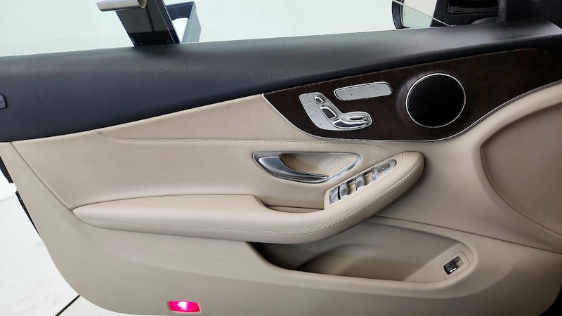 2018 Mercedes-Benz C-Class C 300 10