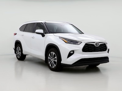 2023 Toyota Highlander XLE -
                Savannah, GA