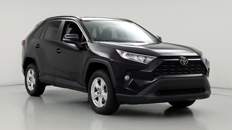 2021 Toyota RAV4 XLE Hero Image