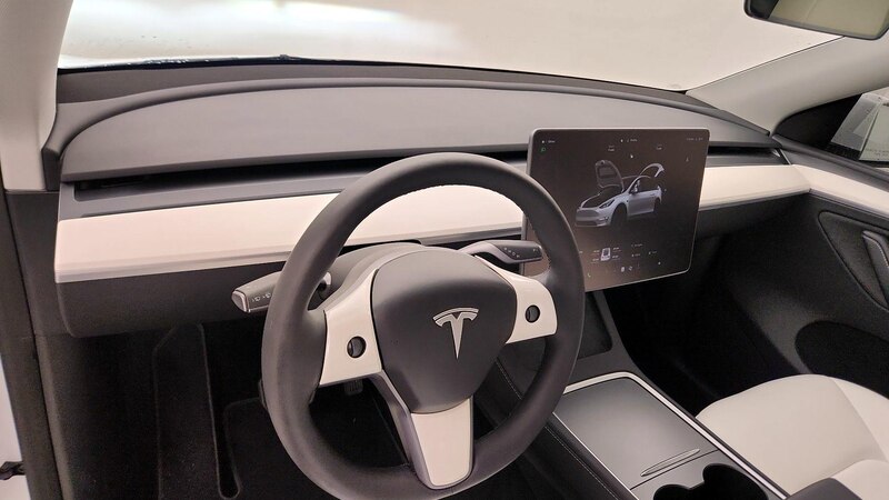 2024 Tesla Model Y Long Range 9