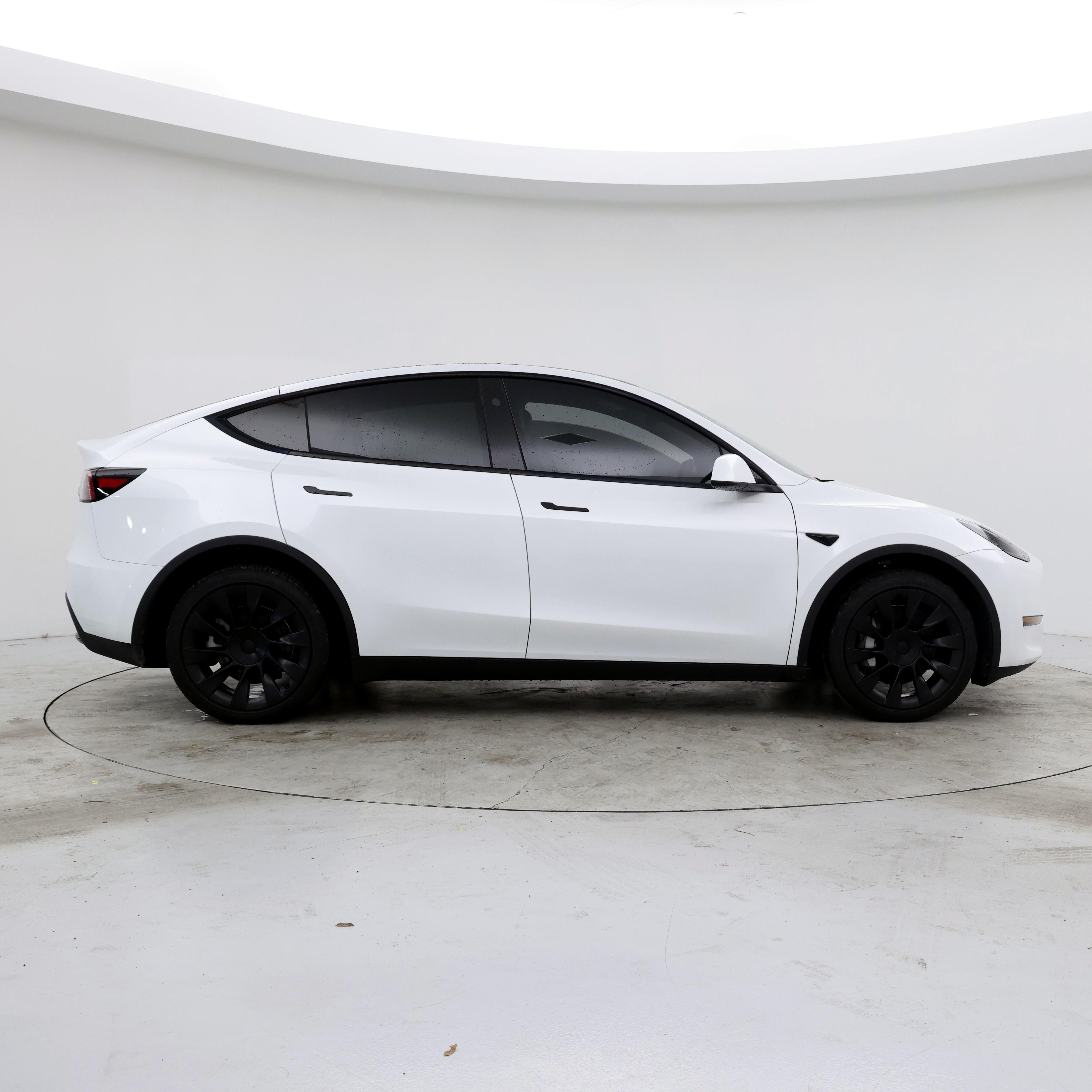 Thumbnail: 2024 Tesla Model Y - 7