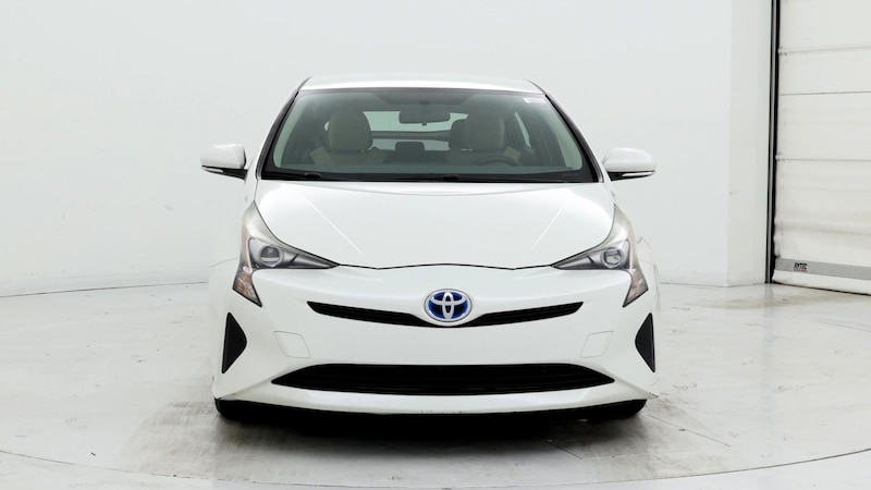 2016 Toyota Prius Two 5