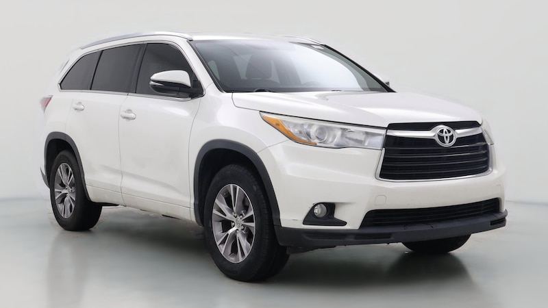 2015 Toyota Highlander XLE Hero Image