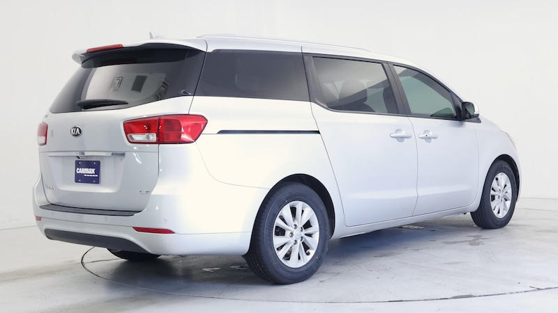 2017 Kia Sedona LX 8