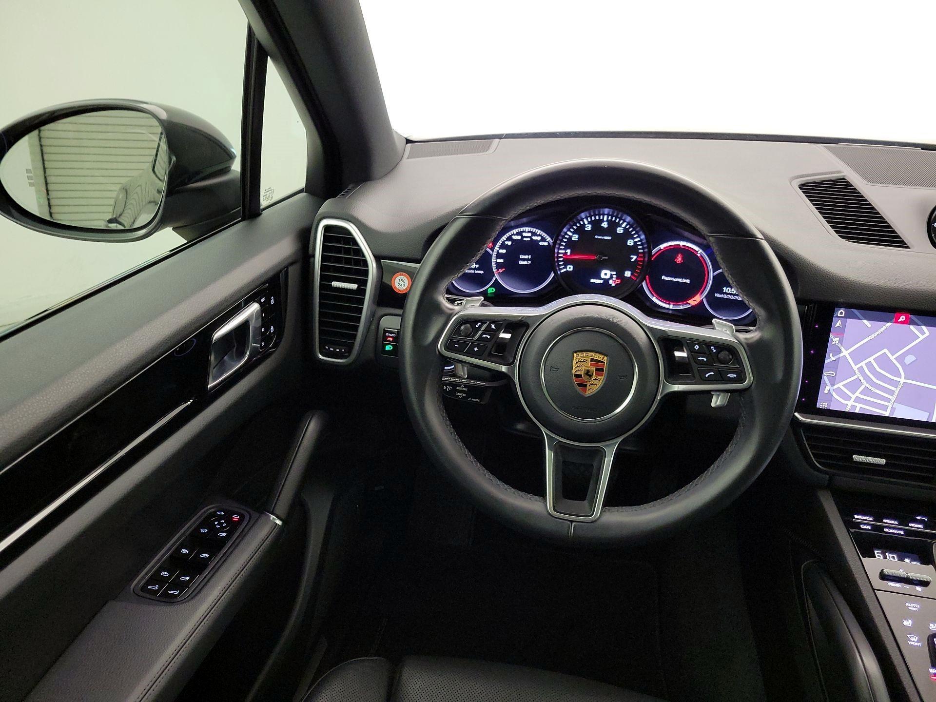Thumbnail: 2019 Porsche Cayenne - 10