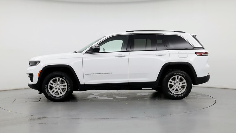 2023 Jeep Grand Cherokee Laredo 3