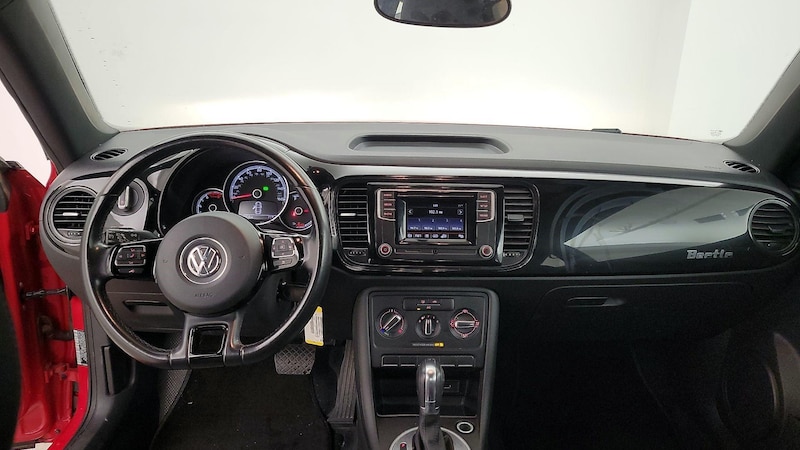 2018 Volkswagen Beetle S 9