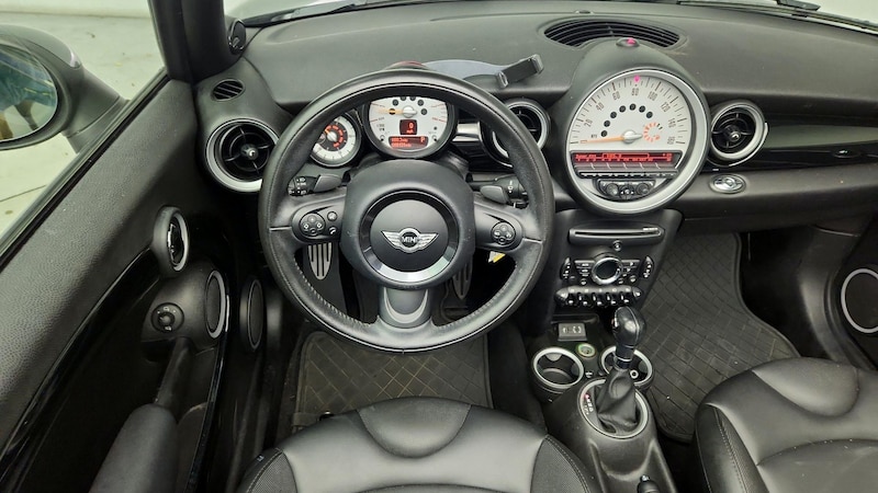 2014 MINI Cooper S 10