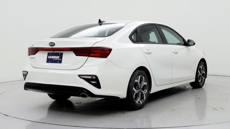 2019 Kia Forte LXS 8