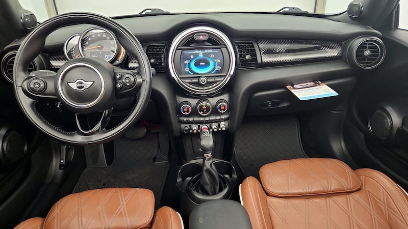 2018 MINI Cooper S 9