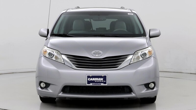 2013 Toyota Sienna XLE 5