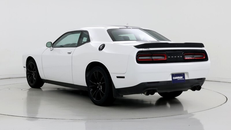 2016 Dodge Challenger SXT 2