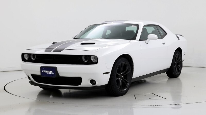 2016 Dodge Challenger SXT 4