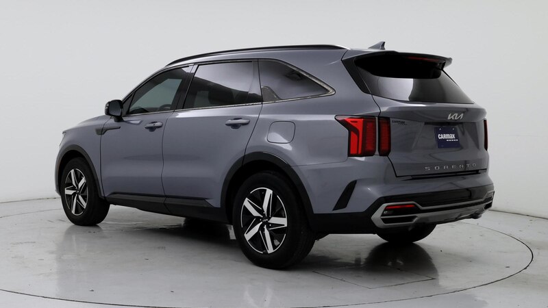 2022 Kia Sorento S 2