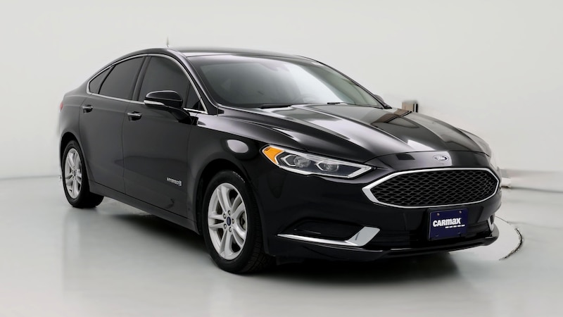 2018 Ford Fusion SE Hero Image