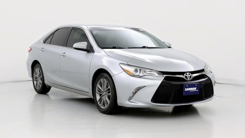 2017 Toyota Camry SE Hero Image