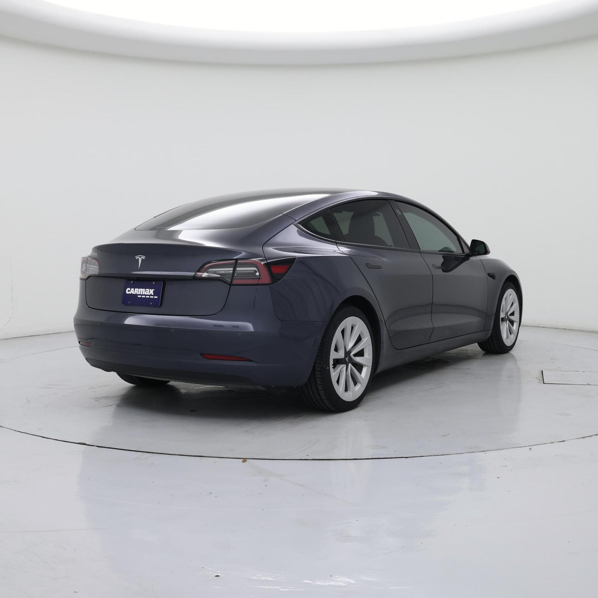 Thumbnail: 2022 Tesla Model 3 - 8