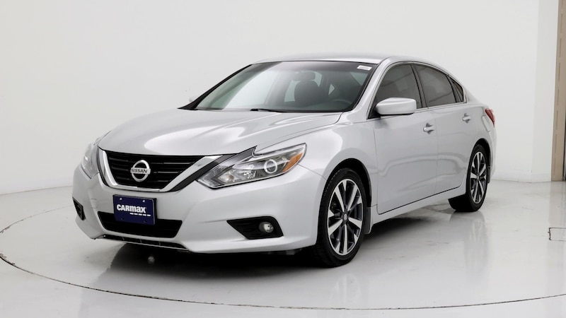 2017 Nissan Altima SR 4