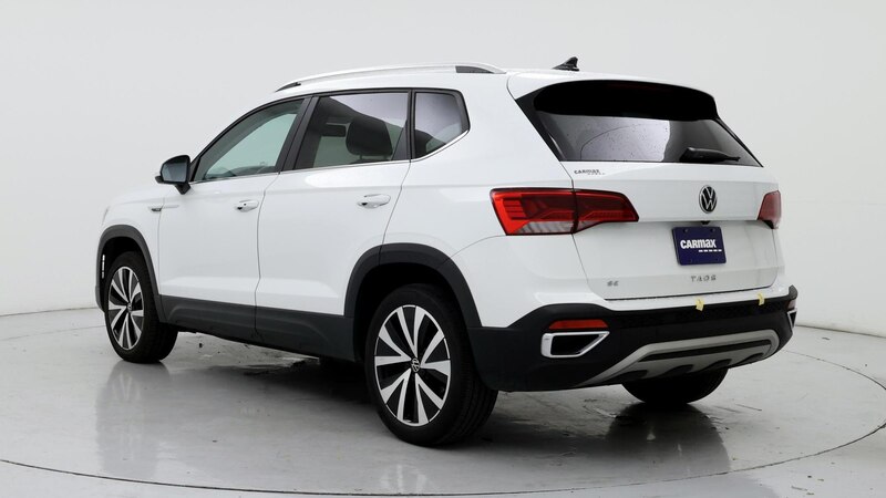 2022 Volkswagen Taos SE 2