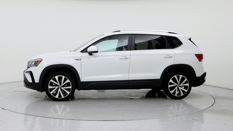 2022 Volkswagen Taos SE 3