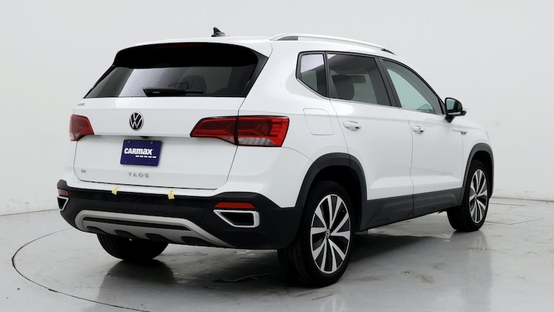 2022 Volkswagen Taos SE 8