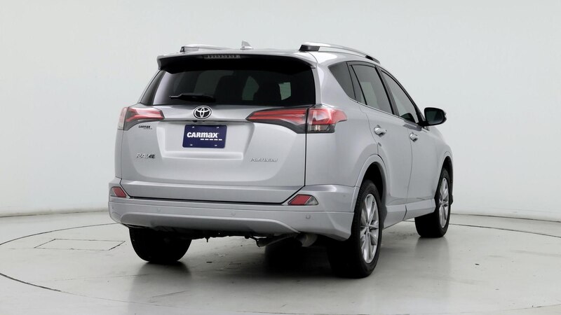 2017 Toyota RAV4 Platinum 8