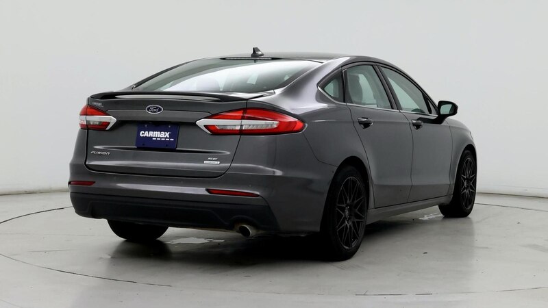 2019 Ford Fusion SE 8