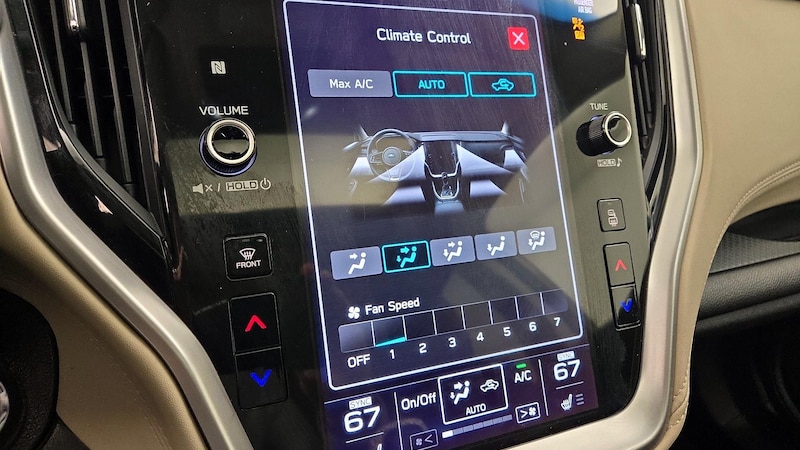 2020 Subaru Outback Premium 17