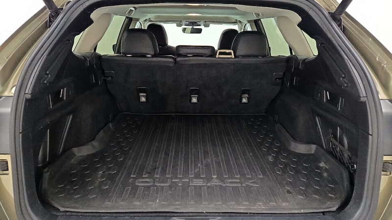 2020 Subaru Outback Premium 22