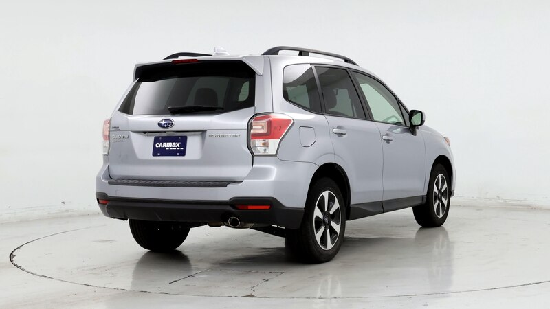 2018 Subaru Forester Premium 8