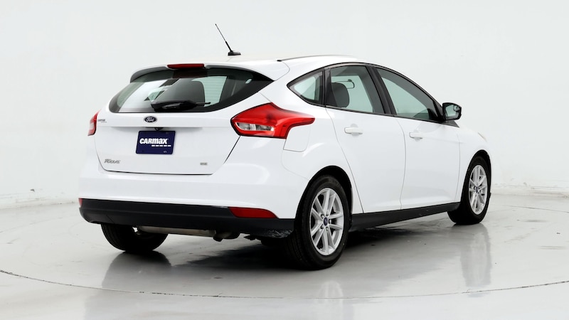 2018 Ford Focus SE 8