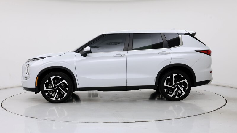 2022 Mitsubishi Outlander SE 3