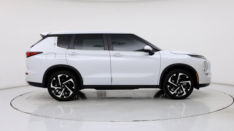 2022 Mitsubishi Outlander SE 7