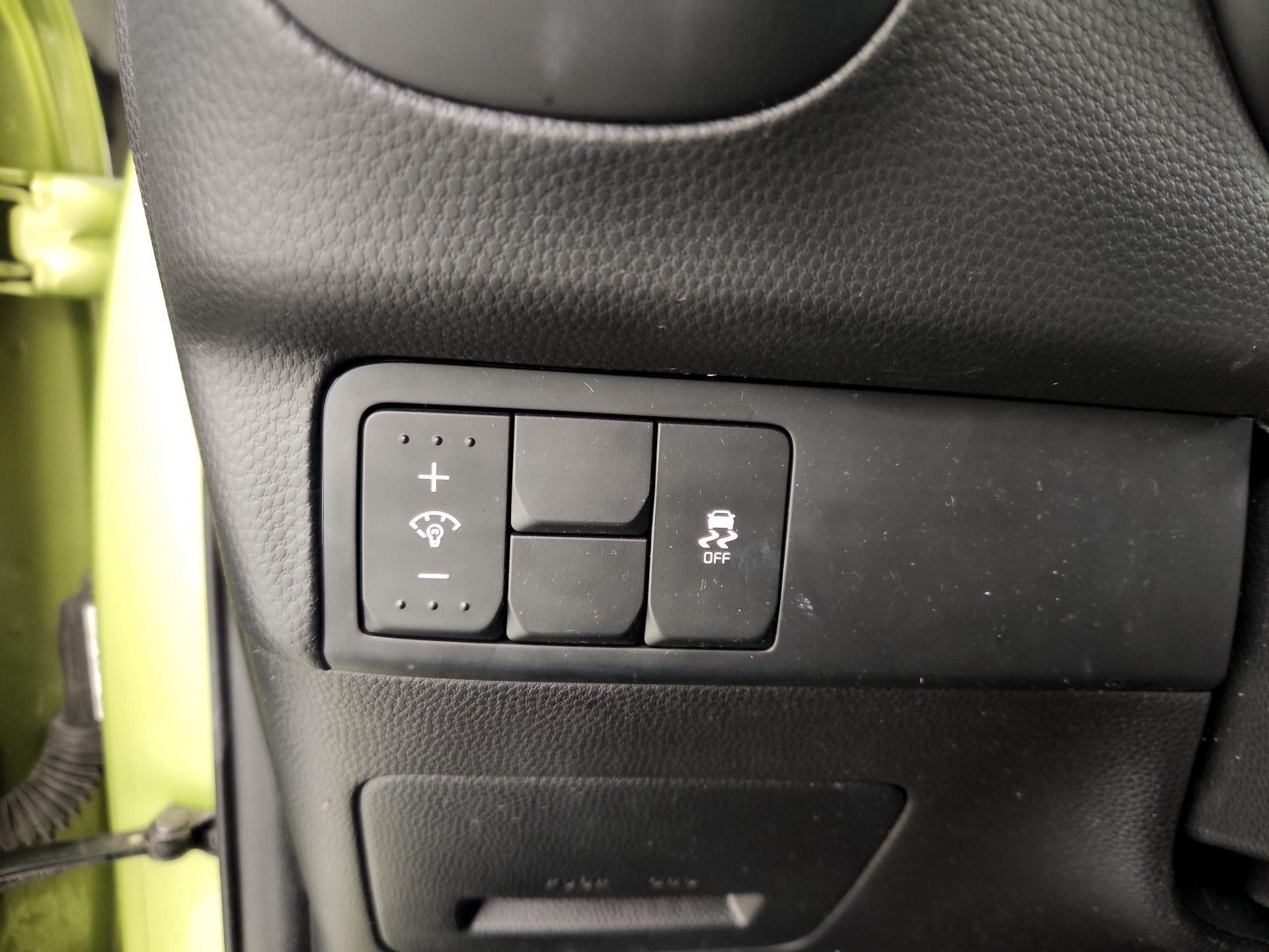 Thumbnail: 2019 Kia Soul - 13