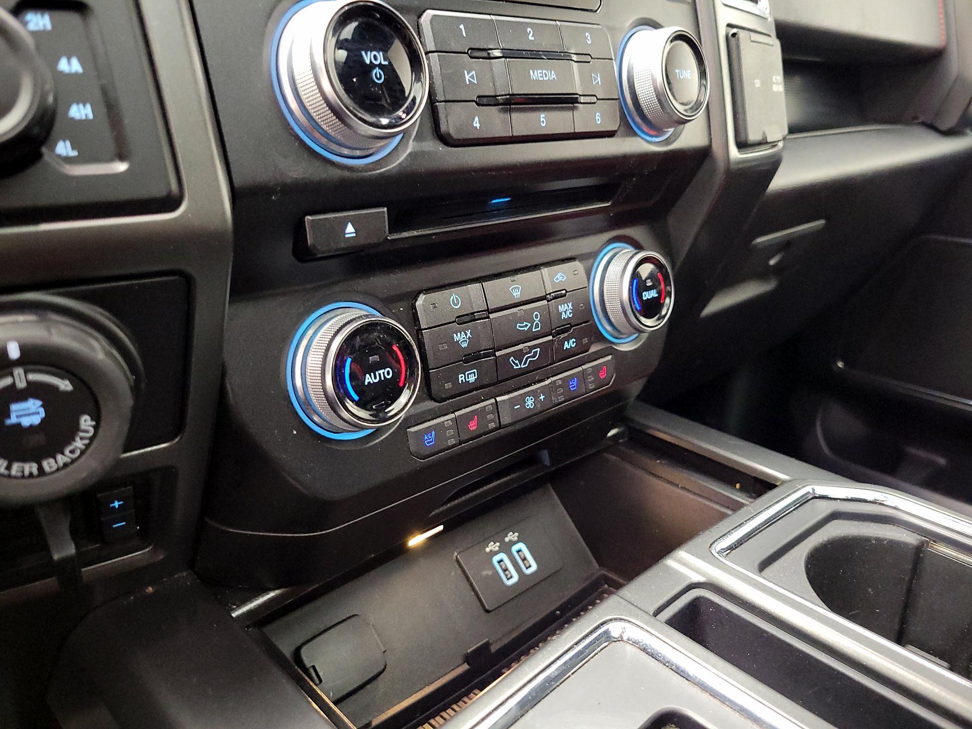 Thumbnail: 2016 Ford F-150 - 17