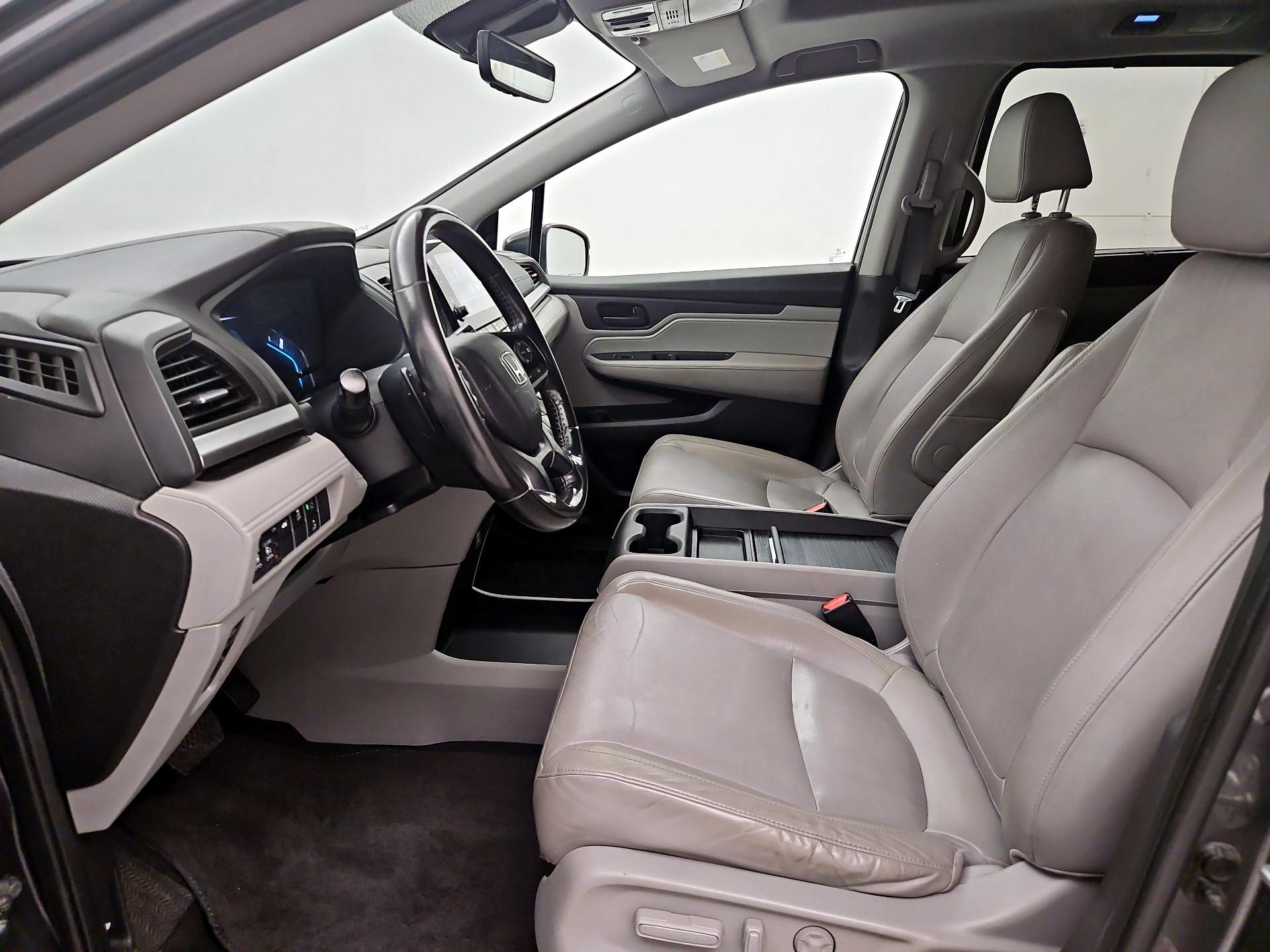 Thumbnail: 2018 Honda Odyssey - 11