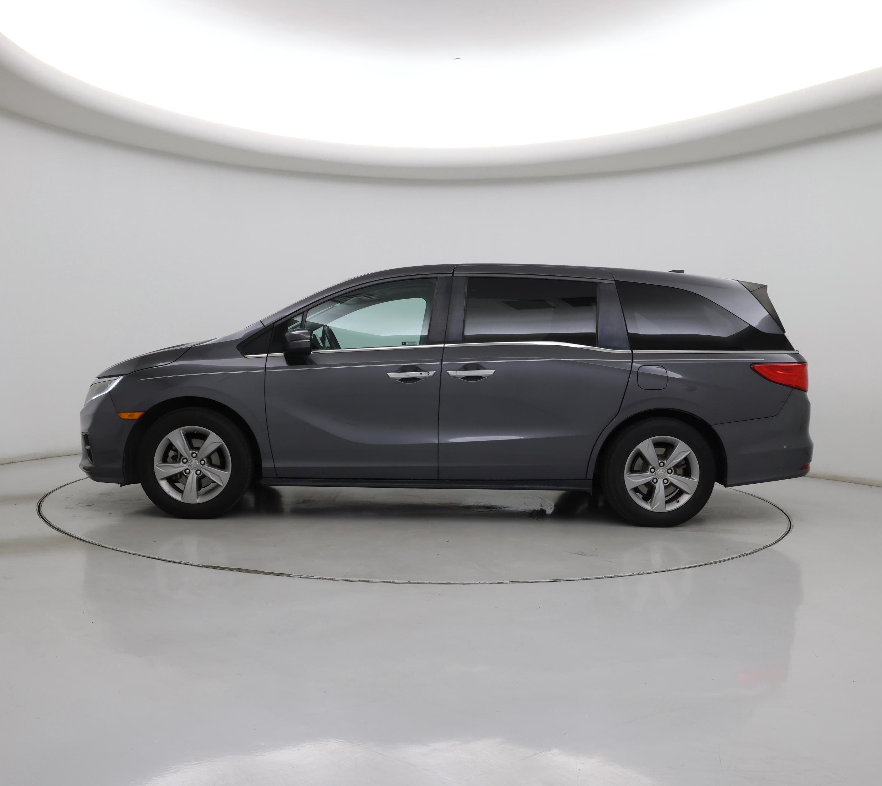 Thumbnail: 2018 Honda Odyssey - 3