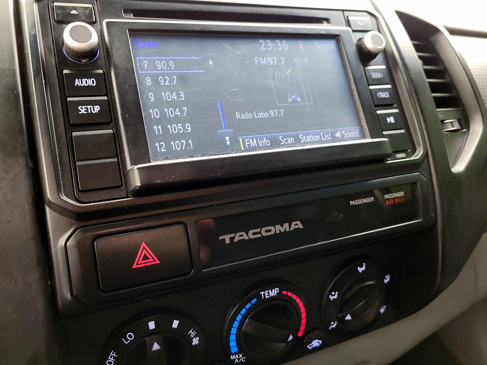 Thumbnail: 2015 Toyota Tacoma - 14