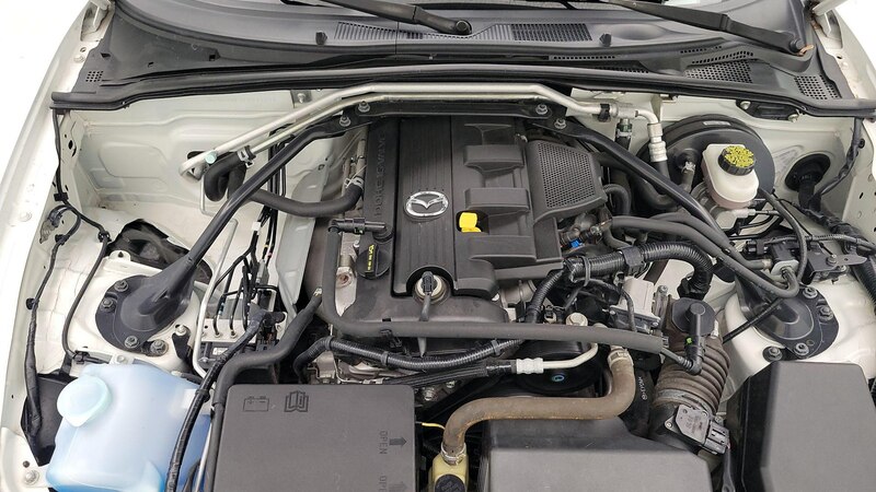 2015 Mazda MX-5 Miata Club 17